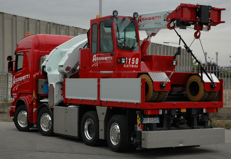 Arrighetti mainly transports and installs machines